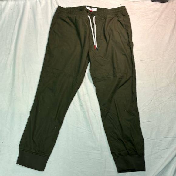 Tommy Hilfiger Men’s Forest Green Joggers Size XXL - Picture 1 of 7